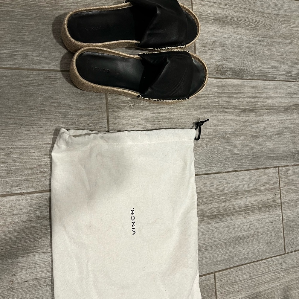Brand New Vince Sandal, Black leather, Size 9. Beautiful Sandal!
